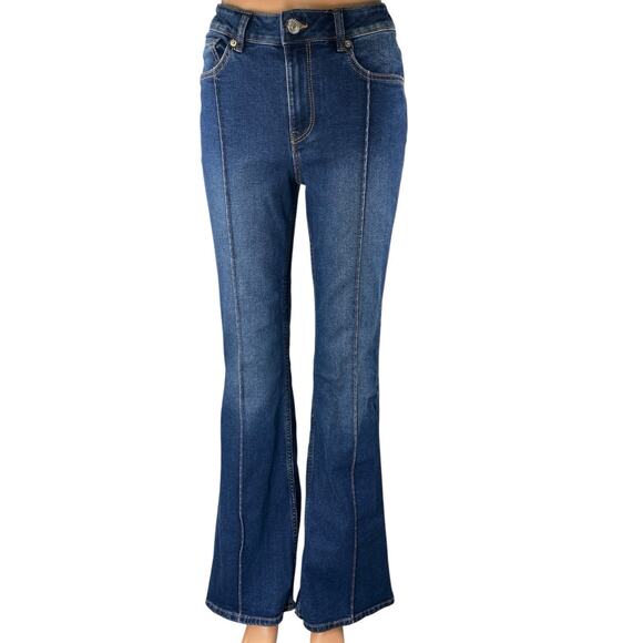 H&M Women's Blue Dark Wash High Rise Flared Bootcut Bell Bottom Denim Jeans 4 - Picture 1 of 4